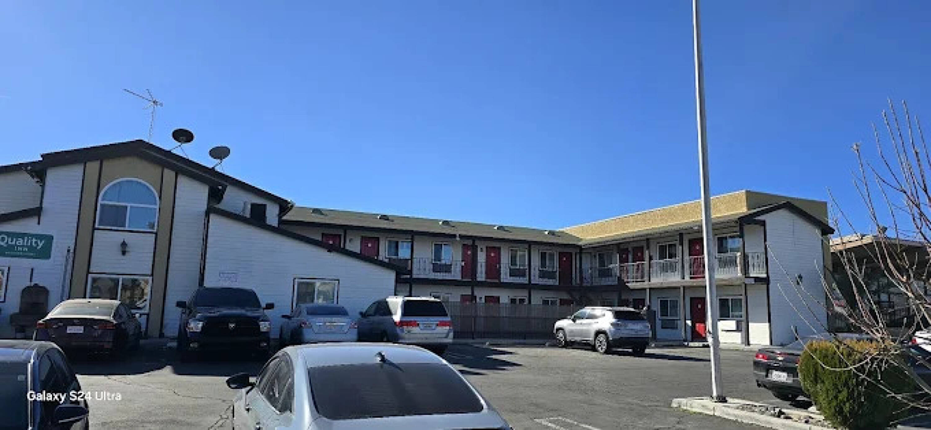 Avenida Hotel