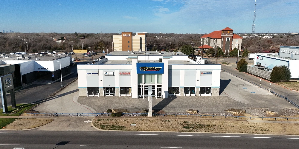 Hurst | NE Loop 820 Building